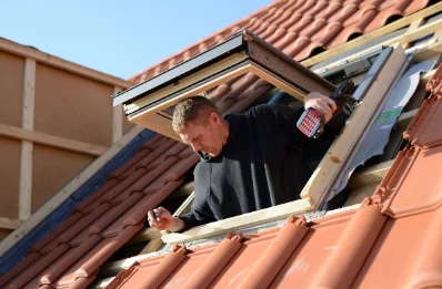 Pose de fenêtres de toit Velux à Rhèges